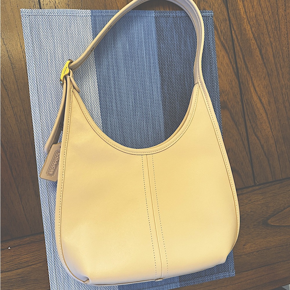Ivory Coach Originals Ergo BNWOT C2265